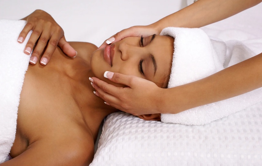 Why joiners should have massages and facial treatments
